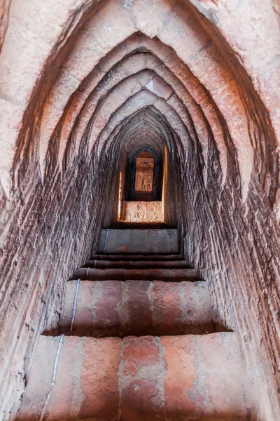 Smala Branta Trappan Pyathada Paya Templet Bagan Myanmar — Stockfoto