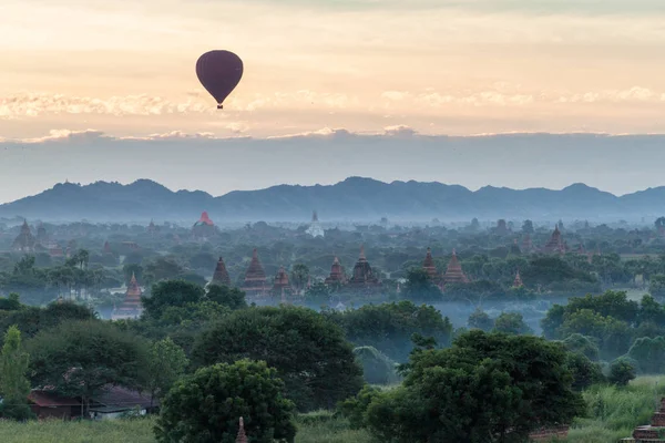 Balóny Nad Bagan Panorama Chrámy Myanmar — Stock fotografie