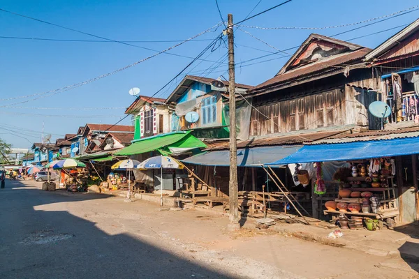 Hpa Myanmar Dezember 2016 Ansicht Einer Typischen Straße Hpa — Stockfoto