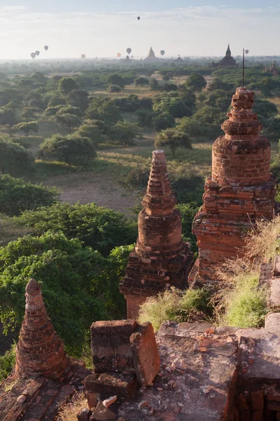 バガン ミャンマーで ウェット ミャンマー における寺院の詳細 — ストック写真