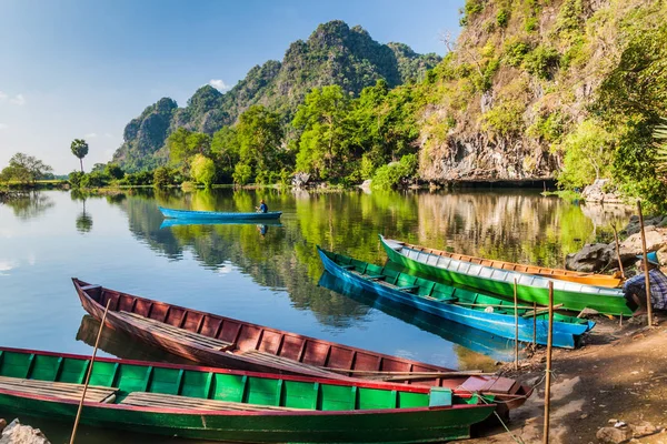 Hpa Myanmar Prosince 2016 Jezero Saddan Jeskyně Poblíž Hpa Myanmar — Stock fotografie