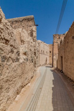 İbra Eski Mahallesi'nde dar sokak, Umman