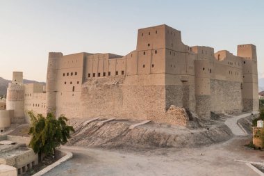 Bahla Fort, Umman manzarası