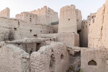 Bahla, Umman'daki eski evlerin kalıntıları