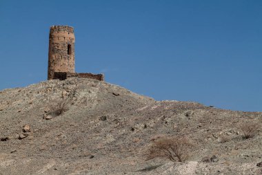 İbra, Umman yakınlarındaki tepe kulesi