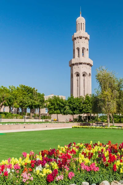 Minarete Gran Mezquita Del Sultán Qaboos Mascate Omán — Foto de Stock