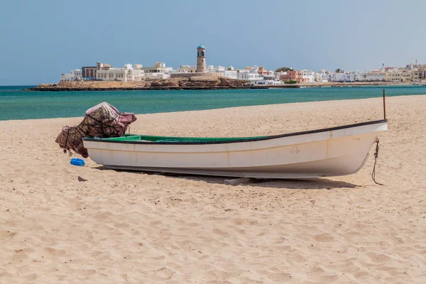 Vissersboot Een Strand Sur Oman — Stockfoto