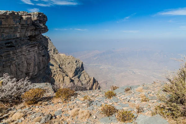 Widok Obrzeży Jebel Shams Najwyższego Góry Omanu Wojskowa Strona Radarowa — Zdjęcie stockowe