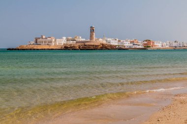 Sur, Umman'da deniz feneri ile Ayjah Mahallesi