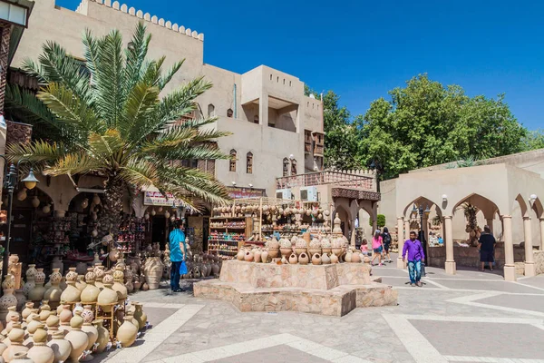 Nizwa Oman Maart 2017 Aardewerkwinkels Bij Souq Nizwa Oman — Stockfoto