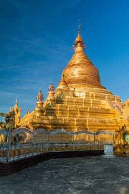 kuthodaw pagoda anıt, myanmar içinde