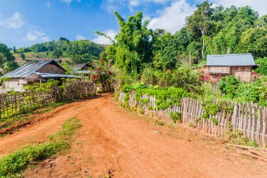 Hsipaw yakınlarındaki küçük bir köy, Myanmar