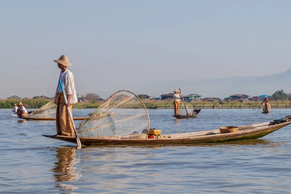 Inle Myanmar November 2016 Lokale Fischer See Inle Fangen Auf — Stockfoto