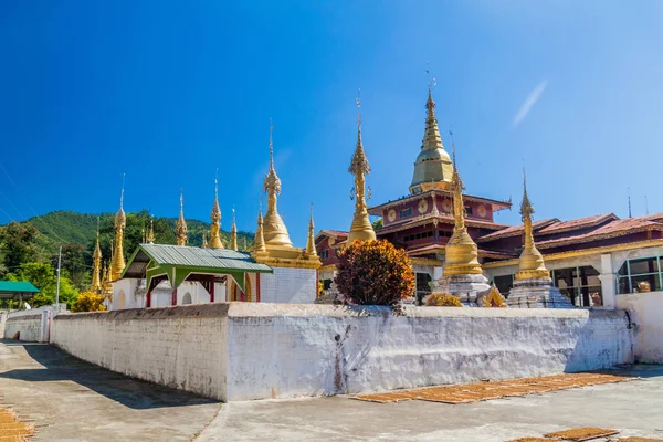Tempel Maing Thauk Dorp Buurt Van Inle Lake Myanmar — Stockfoto