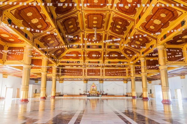 Mandalay Myanmar Dicembre 2016 Buddha Nel Monastero Atumashi Mandalay Myanmar — Foto Stock