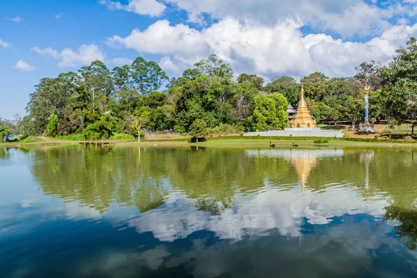 Pagode Meer Nationale Botanische Tuinen Van Kandawgyi Pyin Lwin Myanmar — Stockfoto