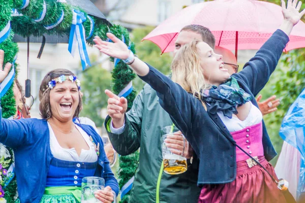 ミュンヘン ドイツ 2016年9月17日 ミュンヘンのオクトーバーフェストの毎年恒例のオープニングパレードの参加者 — ストック写真