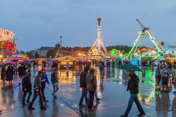 Mnichov Německo Září 2016 Davy Oktoberfestu Mnichově — Stock fotografie