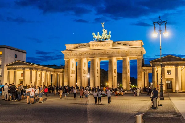 Berlín Alemania Julio 2017 Atardecer Brandenburger Tor Puerta Brandeburgo Berlín — Foto de Stock