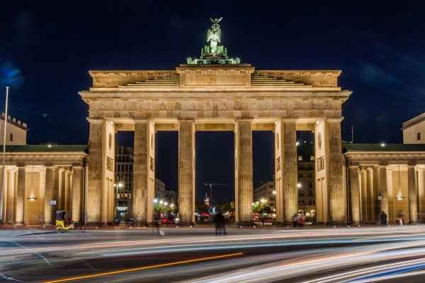 2017年9月6日 德国柏林勃兰登堡门的黄昏 — 图库照片