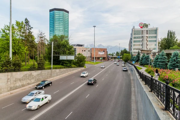 Almaty Kazakstan Maj 2017 Över Abay Avenue Almaty — Stockfoto