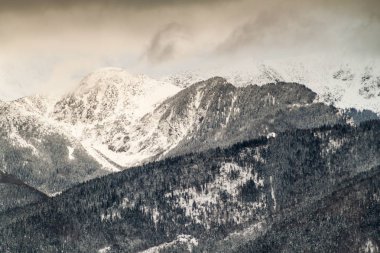 Tatra dağlarının kış manzarası, Polonya
