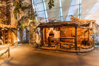 Minsk, Beyaz Rusya - 16 Haziran 2017: Minsk'teki Büyük Vatanseverlik Savaşı Tarihi Belarus Devlet Müzesi'ndeki sergiler