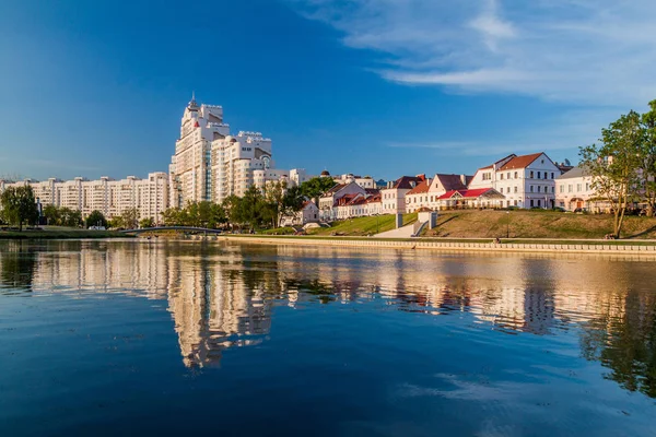 Vista Rio Svislach Subúrbio Trinity Minsk Bielorrússia — Fotografia de Stock