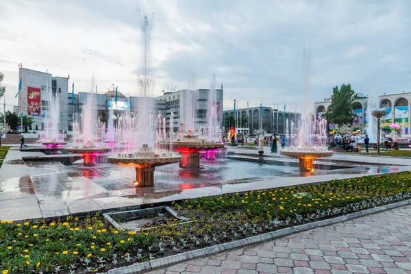 Bisjkek Kirgizië Mei 2017 Fonteinen Bij Ala Too Square Bishkek — Stockfoto