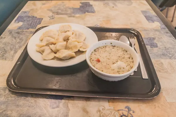 Comida Polaca Restaurante Local Comida Rápida Sopa Pierogi Zureg —  Fotos de Stock