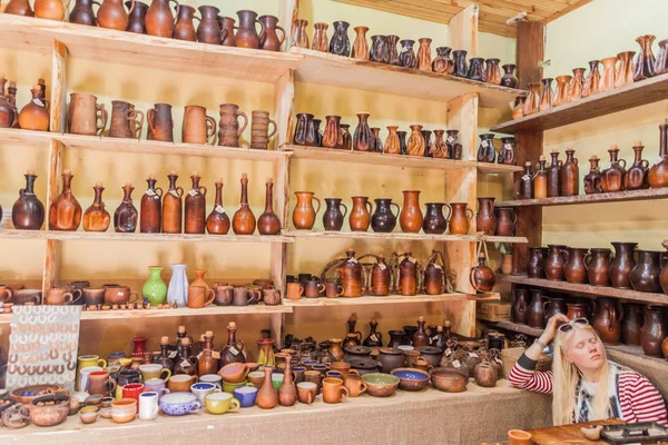 Dudutki Belarus June 2017 Pottery Workshop Dudutki Open Air Museum — Stock Photo, Image