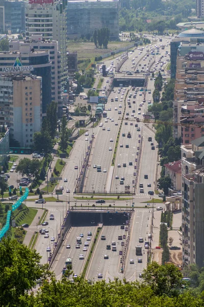 Almaty Kazakhstan Junio 2017 Vista Aérea Una Autopista Almaty Kazajstán — Foto de Stock