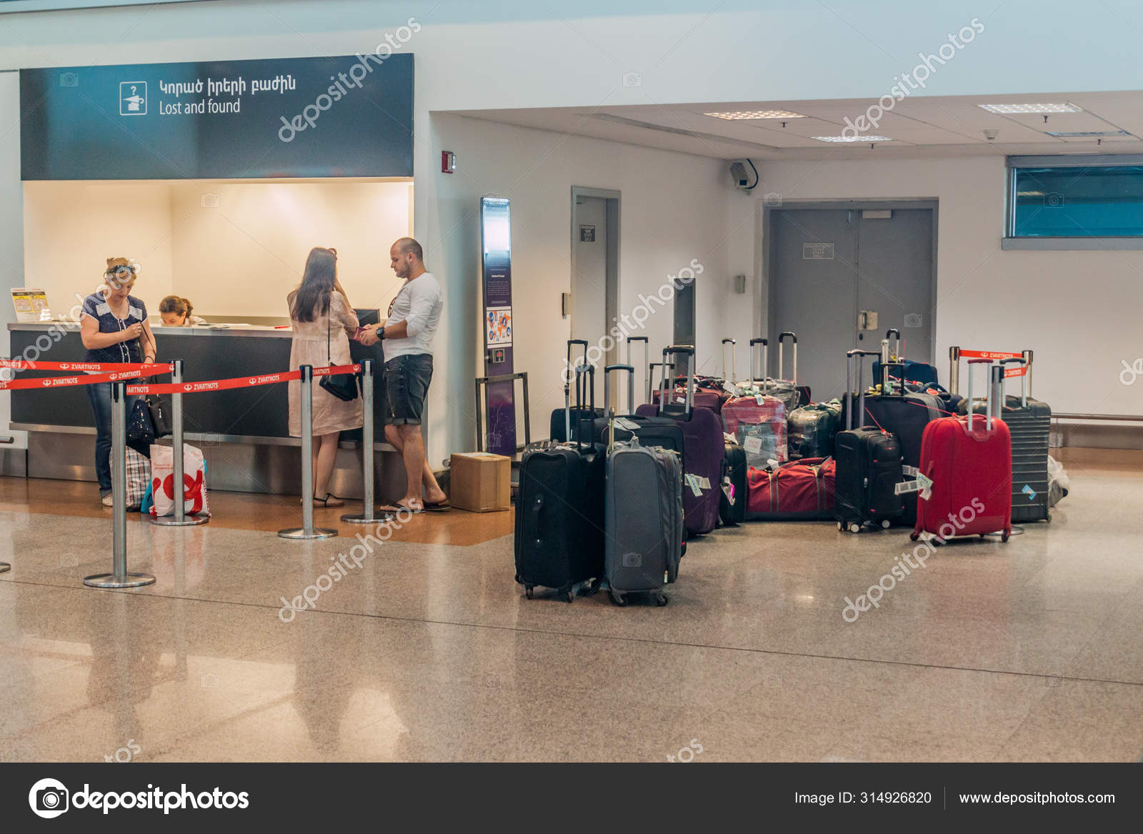 copenhagen airport lost luggage