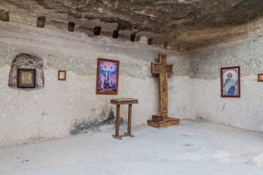 Vardzia, Gürcistan - 14 Temmuz 2017: Vardzia mağara manastırındaki kilise