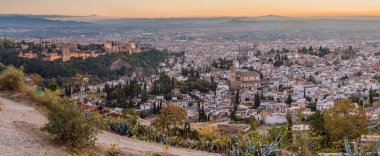 Günbatımında Granada Panoraması, İspanya