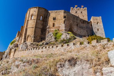 Aragon, İspanya 'daki Romanesk Şato Loarre