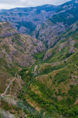Tatev yakınlarındaki Vorotan nehir vadisi, Ermenistan