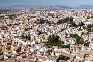 Alhambra Kalesi, İspanya 'dan Granada' nın hava manzarası