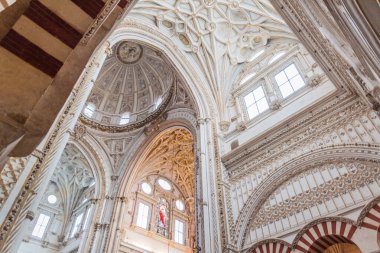 İspanya 'nın Cordoba Camii Katedrali (Mezquita-Katedrali)