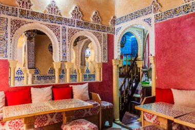 Granada, İspanya - 2 Kasım 2017: Granada 'da bir teteryanın İçi (çay evi).