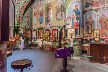 Tiflis, Gürcistan - 17 Temmuz 2017: Tiflis, Gürcistan 'daki Narikala' daki Aziz Nicholas Kilisesi