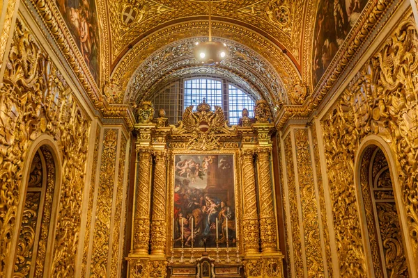 マルタのバレッタ 2017年11月7日 マルタのバレッタにある聖ヨハネ大聖堂の内部 — ストック写真