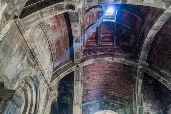 Trave Della Luce Nel Monastero Haghpat Armenia — Foto Stock