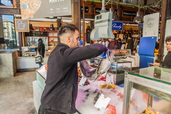 Madrid España Octubre 2017 Puesto Pescado Mercado San Miguel Madrid — Foto de Stock