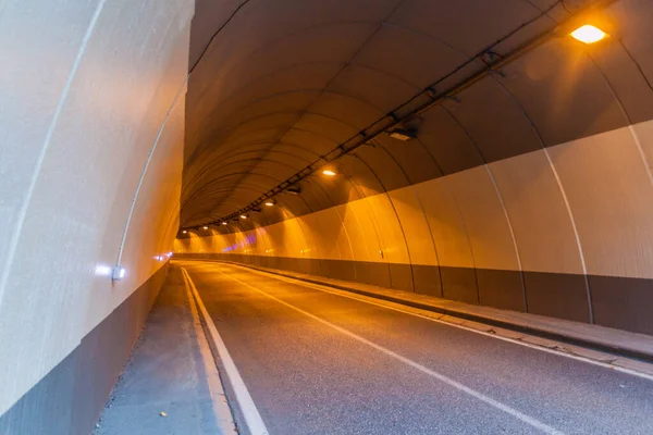 Tunnel Stradale Nel Villaggio Arinsal Andorra — Foto Stock