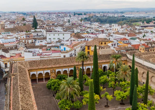 科尔多瓦与名为Patio Los Naranjos的清真寺 大教堂庭院的空中景观 西班牙 — 图库照片