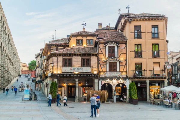 Segovia Spain October 2017 View Roman Aqueduct Old Houses Segovia — Stock Photo, Image