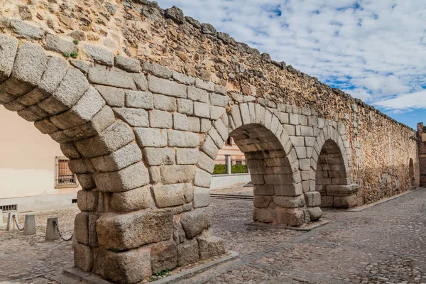 Utsikt Över Den Romerska Akvedukten Segovia Spanien — Stockfoto