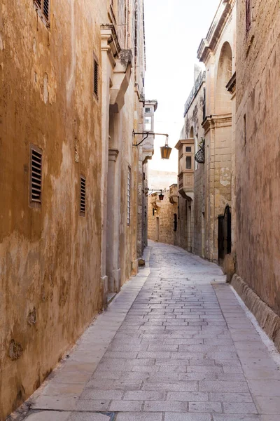 Smalle Straat Versterkte Stad Mdina Noordelijke Regio Van Malta — Stockfoto