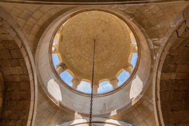 Ermenistan 'daki Noravank manastır kompleksindeki kilise kubbesi